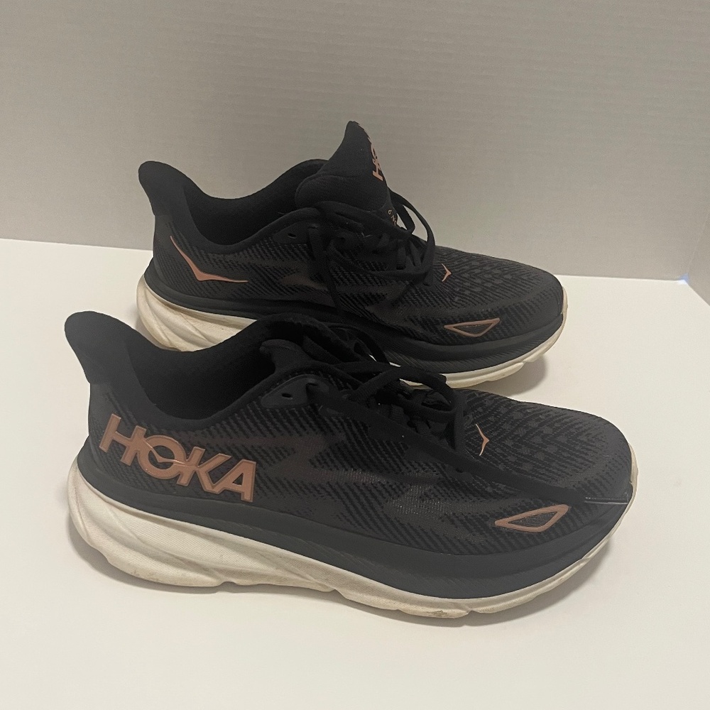 Hoka Clifton 9